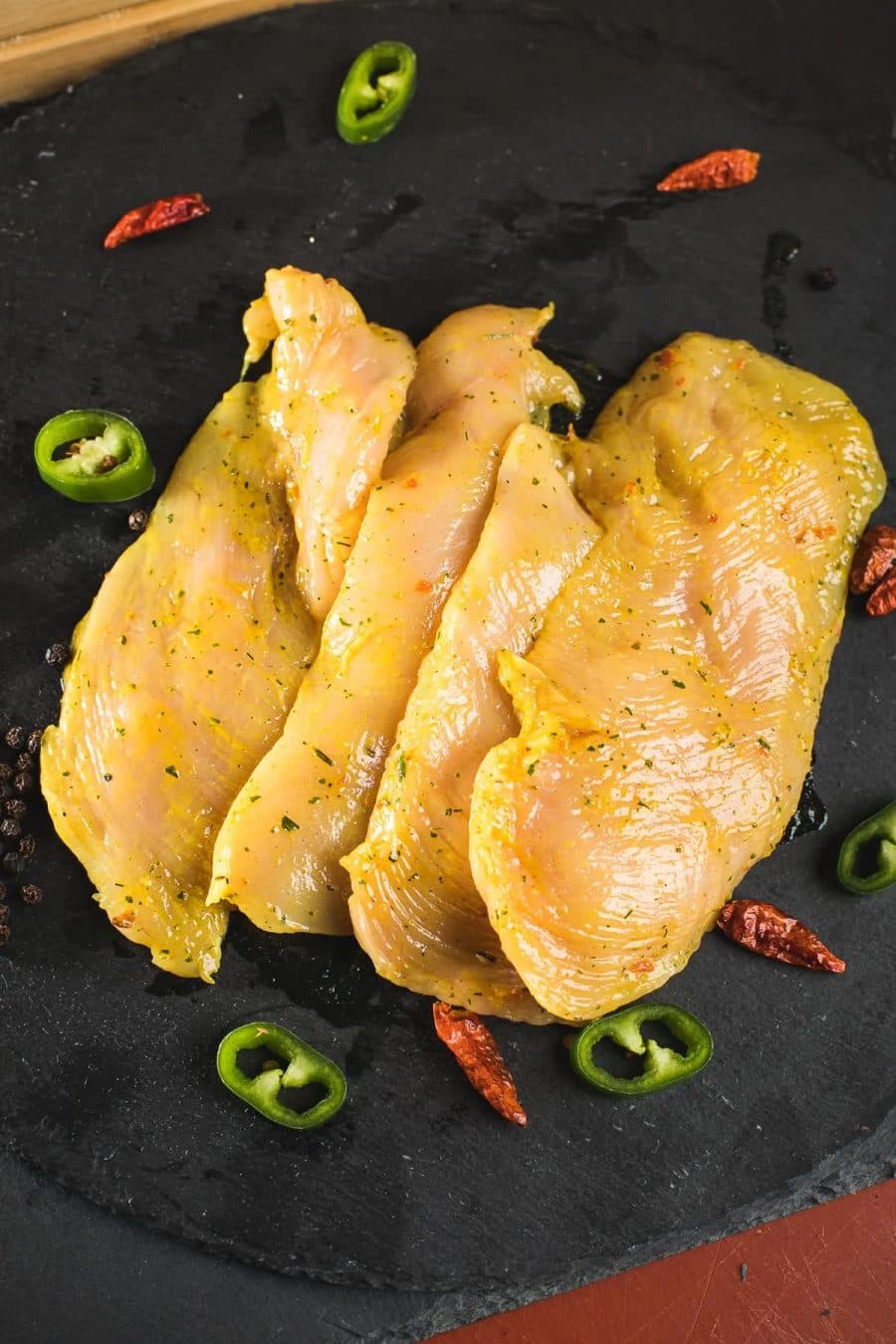 Escalope de Poulet Marinée aux Fines Herbes — TAZA | TAZA Supermarché Halal Strasbourg